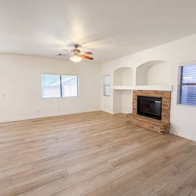 Property photo 3 of 17249 W Cocopah St