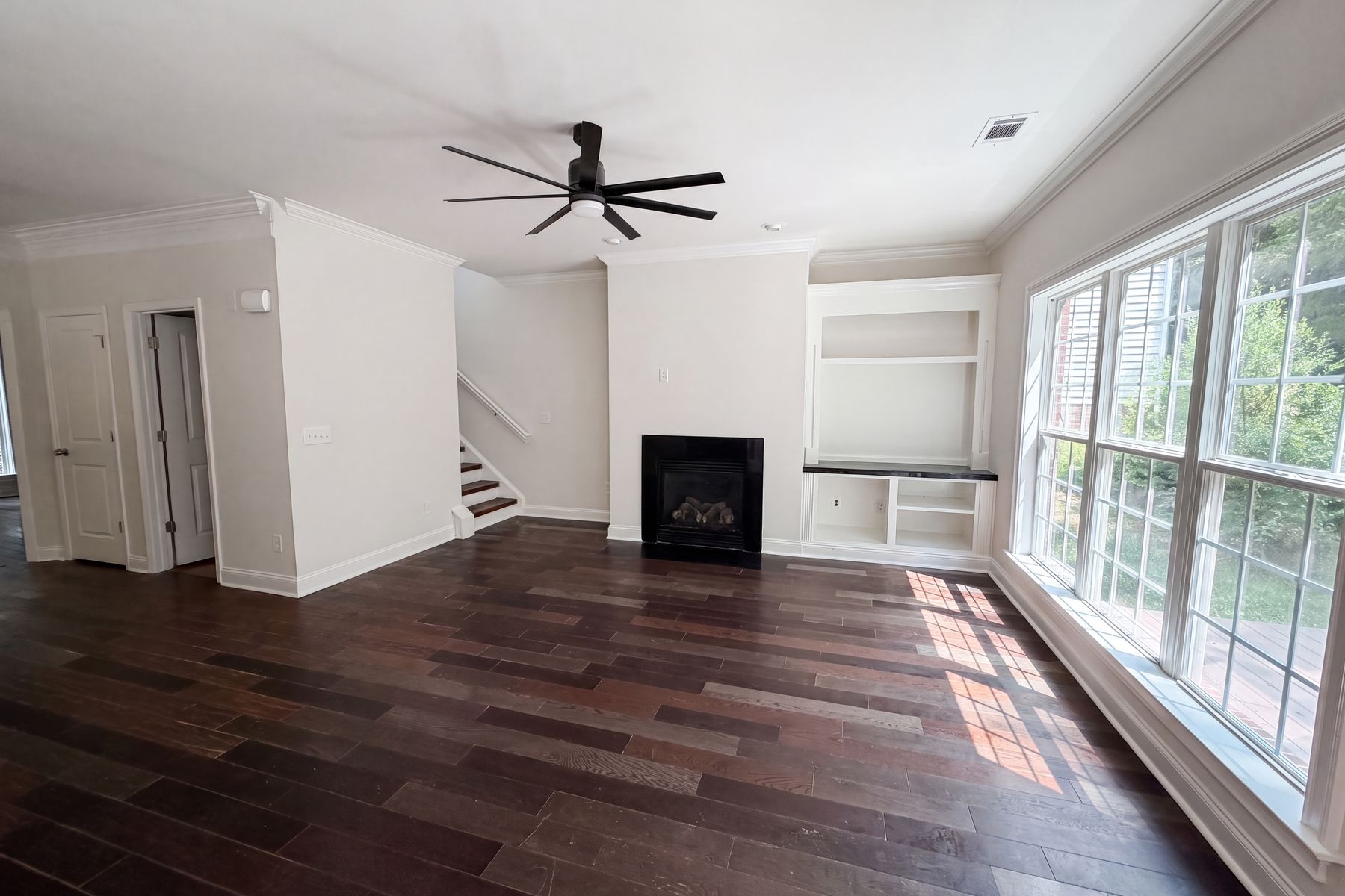 Property photo 3 of 6420 Torrence Trace Dr