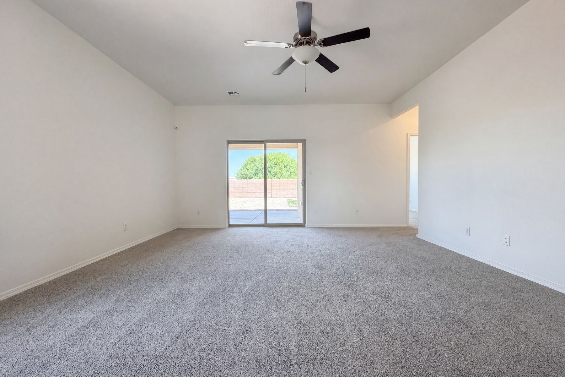 Property photo 3 of 3504 Wild Horse Rd NE