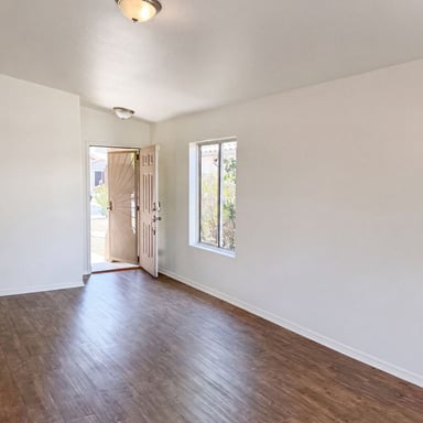 Property photo 3 of 9103 N Palm Brook Dr