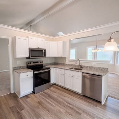 Property photo 2 of 1004 Clifford Dr