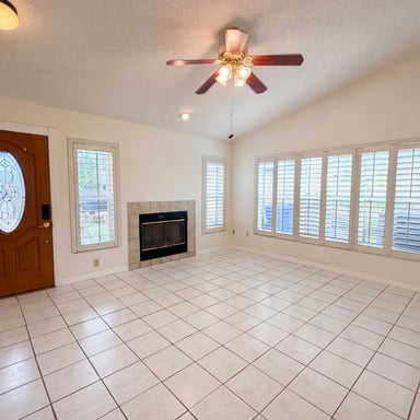 Property photo 3 of 11648 Hidden Hollow Cir