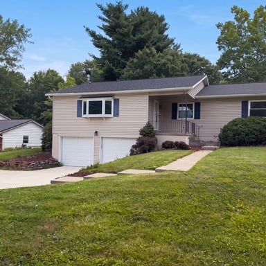 Property photo 1 of 273 Cherokee Trl