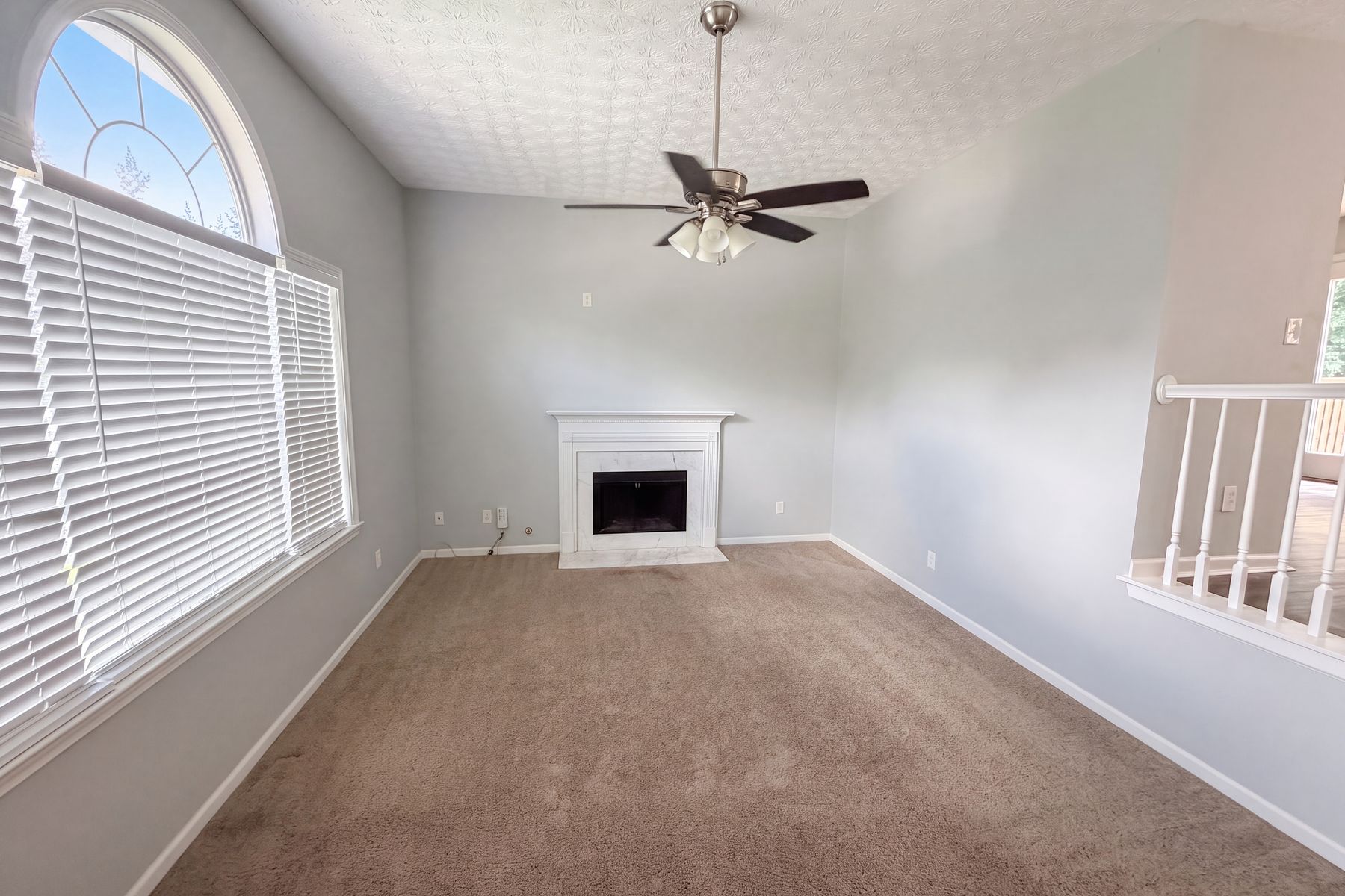 Property photo 3 of 59 Paradise Cir