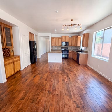 Property photo 2 of 27348 N 90th Ln
