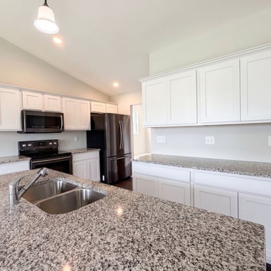 Property photo 2 of 139 Palace Way Dr
