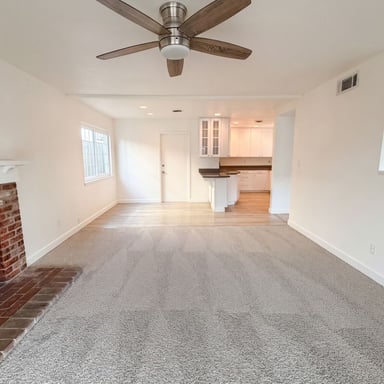 Property photo 3 of 6840 Oaklawn Way