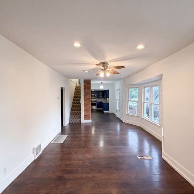 Property photo 3 of 1316 E 44th St