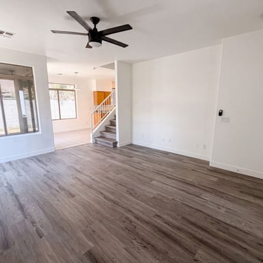 Property photo 3 of 800 S Bedford Dr