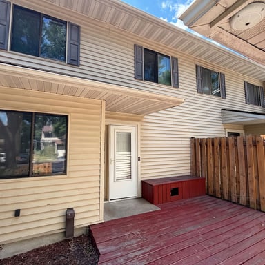 Property photo 1 of 201 Bridlewood Dr