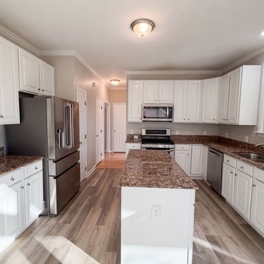 Property photo 2 of 304 Arlington Rdg