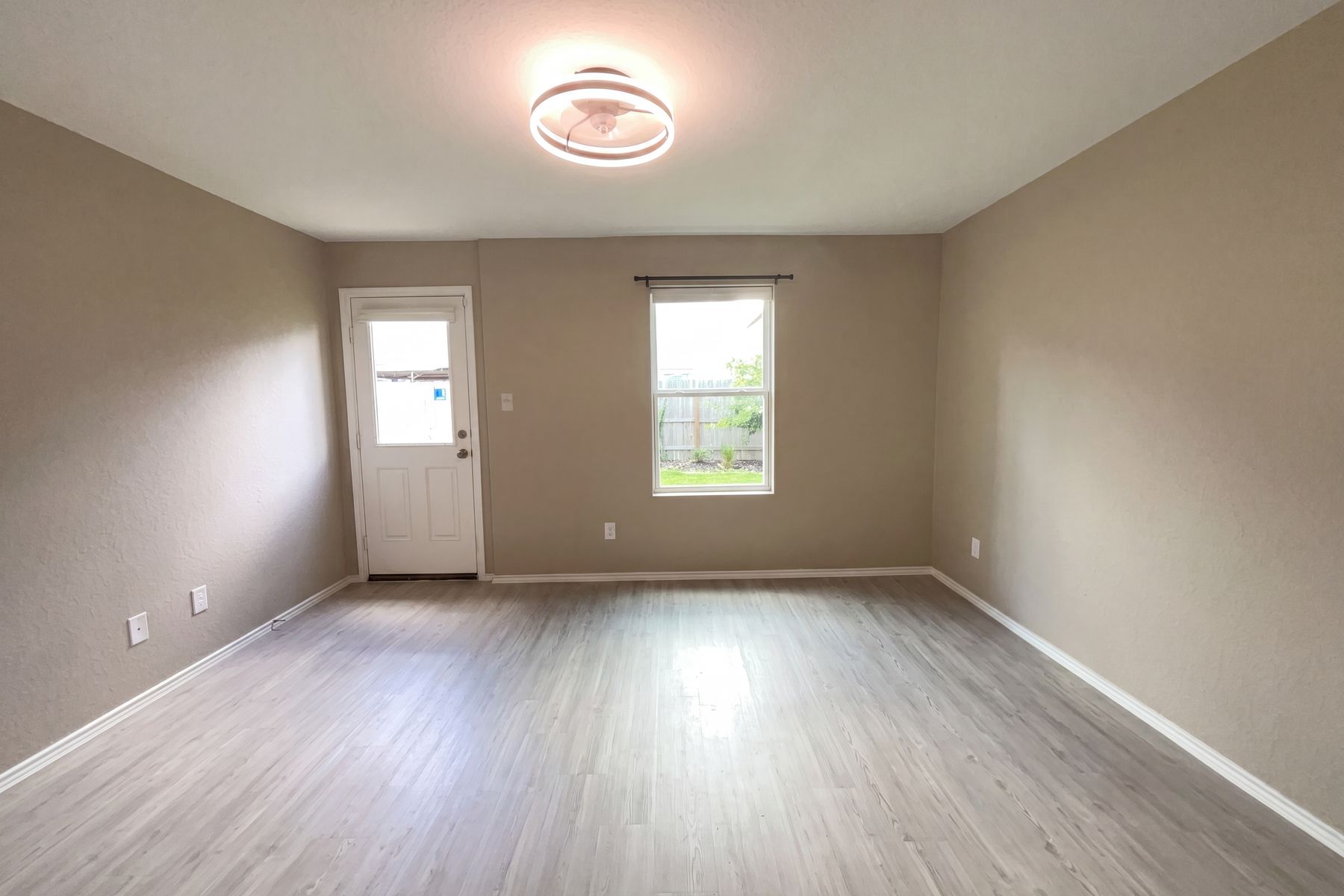 Property photo 3 of 7610 Aston Cross