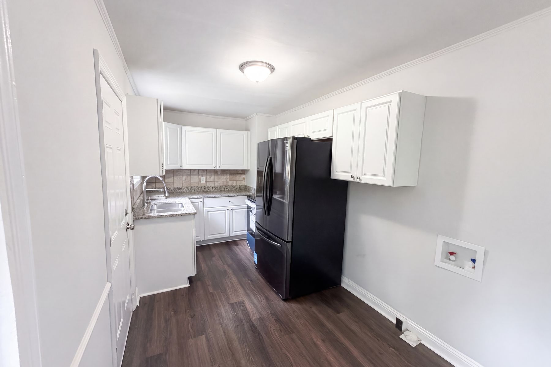 Photo 2 of 16 of 2109 Sheffield Rd, Raleigh, NC