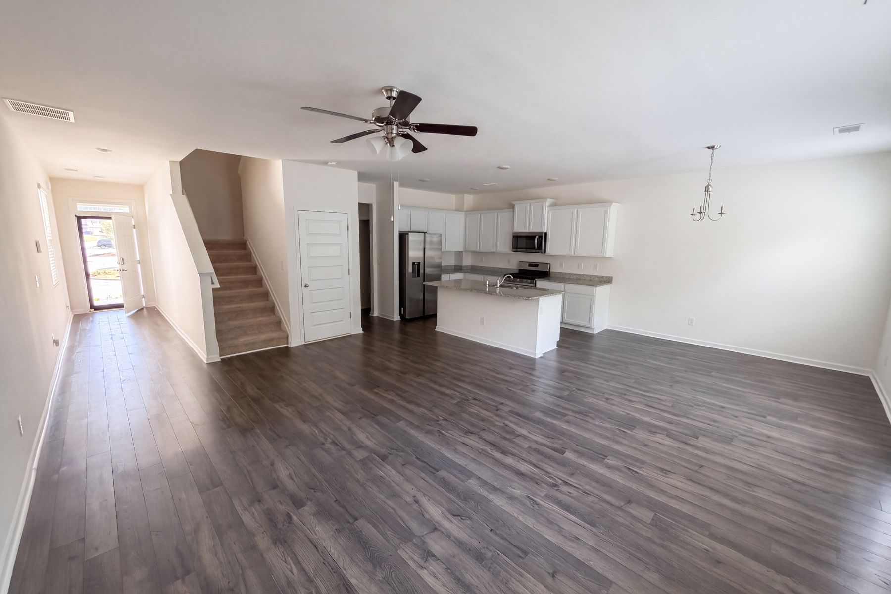 Property photo 3 of 96 Silver Birch Pass