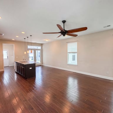 Property photo 3 of 1013 Ashley Garden Blvd