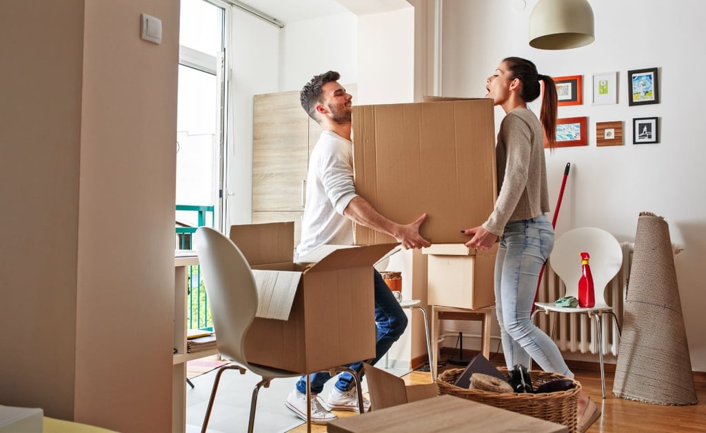 sell and buy house at the same time