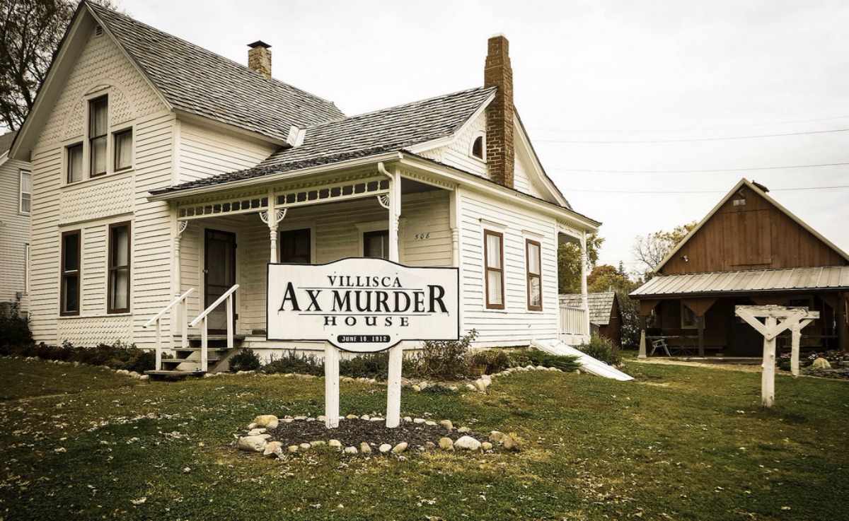 Real Haunted House Stories From Homeowners Across America