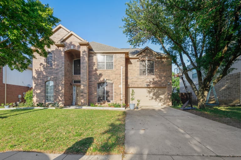 See details about 2113 Rustic Ridge Dr, Keller, TX 76248