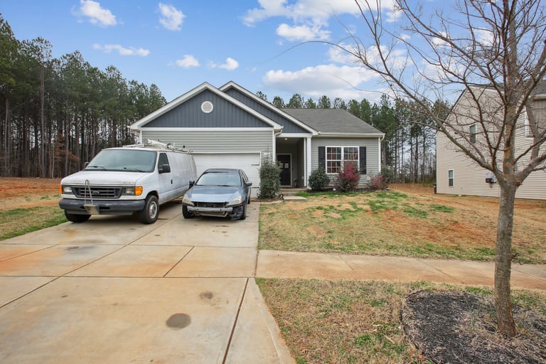 See details about 4122 Munson Dr, Charlotte, NC 28215