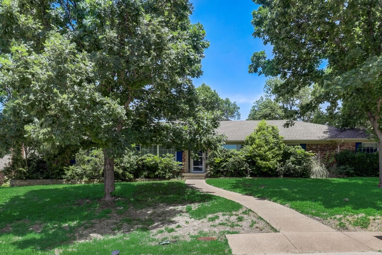 See details about 306 Stonecrest Dr, Rockwall, TX 75087