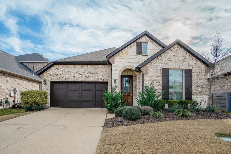 See details about 816 Pier St, Aubrey, TX 76227