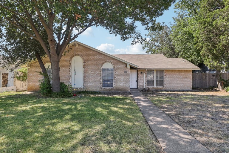 See details about 1806 Windsong Trl, Richardson, TX 75081