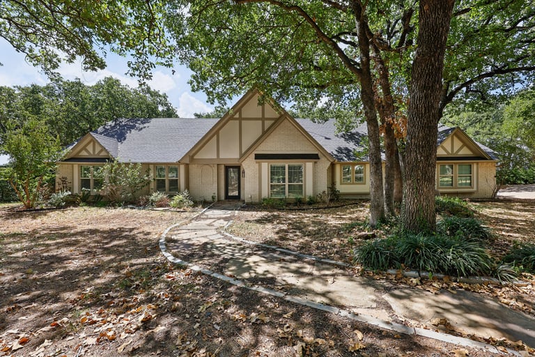 See details about 213 W County Road 714, Burleson, TX 76028