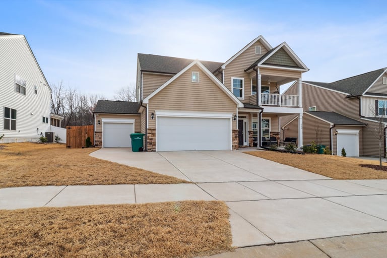 See details about 524 Glenwyck Ct, Fuquay Varina, NC 27526