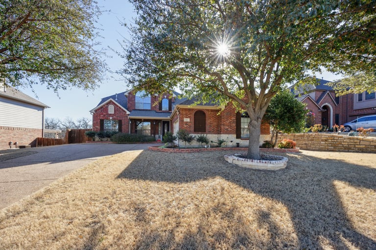 See details about 921 Forest Park Ct, Keller, TX 76248