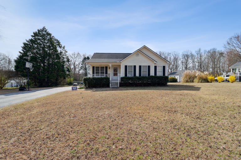 See details about 5749 Stone Crystal Dr, Fuquay Varina, NC 27526