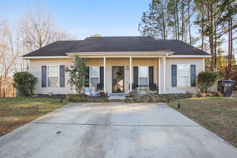 See details about 6338 Derryfield Dr, Charlotte, NC 28213