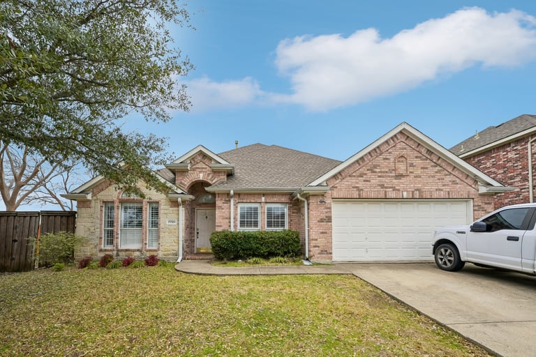 See details about 7701 Fern Hill Ln, Rowlett, TX 75089