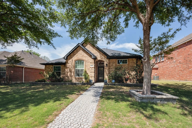 See details about 7164 Bramblebush Dr, Frisco, TX 75033