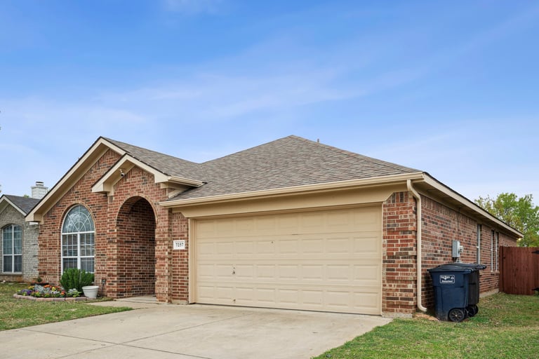 See details about 7257 Specklebelly Ln, Fort Worth, TX 76120