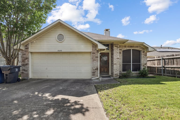 See details about 3055 Renaissance Ct, Dallas, TX 75287