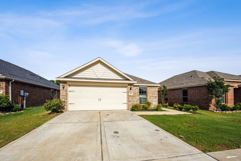 See details about 912 First St, Sanger, TX 76266