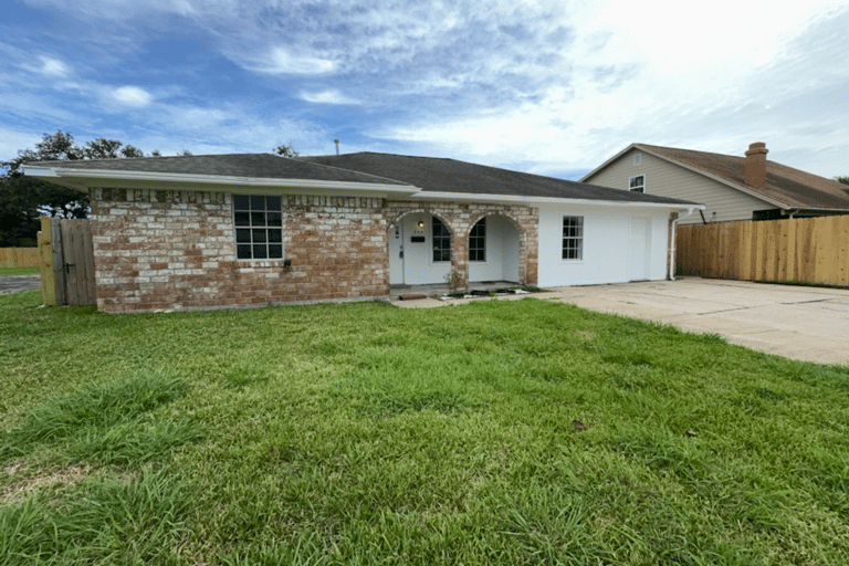 See details about 804 Kolb Rd, Pasadena, TX 77502