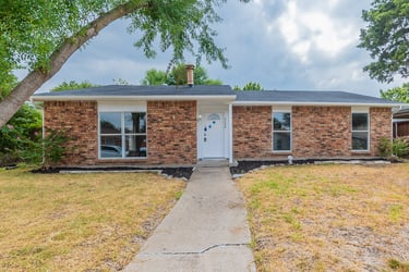 See details about 5220 Bartlett Dr, The Colony, TX 75056