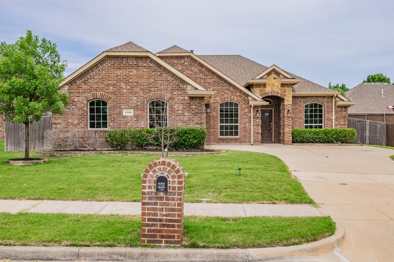 See details about 1115 Oak Ridge Rd, Forney, TX 75126