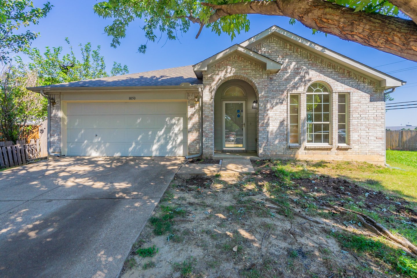 8050 Genesis Dr, Dallas, TX 75232 Opendoor Exclusives