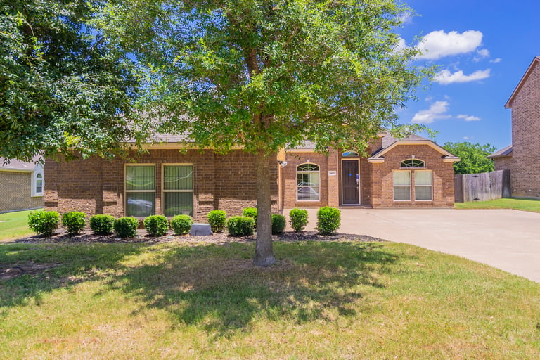 See details about 4411 Don Dr, Mansfield, TX 76063