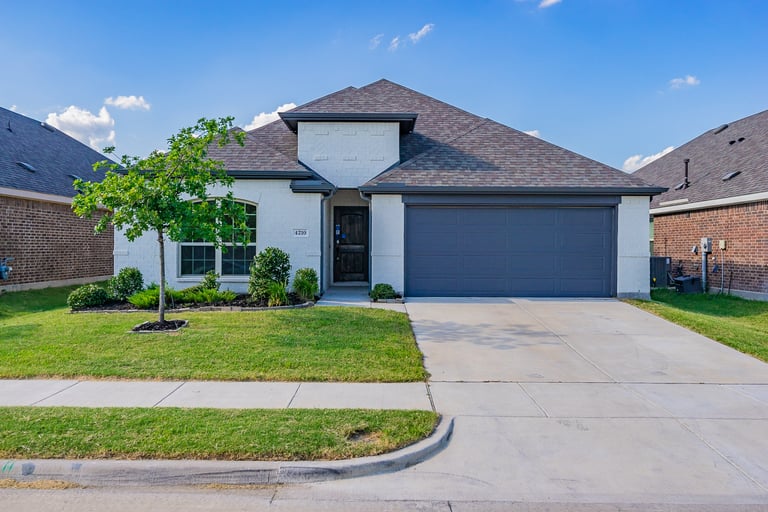 See details about 4210 Bullock Ln, Forney, TX 75126
