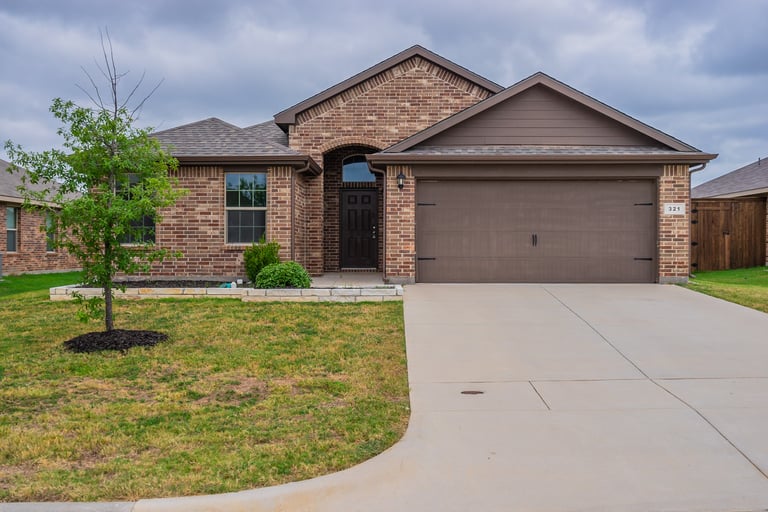 See details about 321 Triple Crown Ln, Ponder, TX 76259