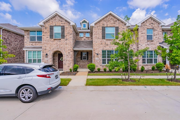 See details about 1261 Lamar Dr, Lewisville, TX 75077