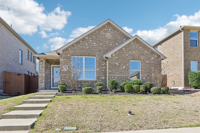 See details about 4021 Bighorn Dr, Crandall, TX 75114