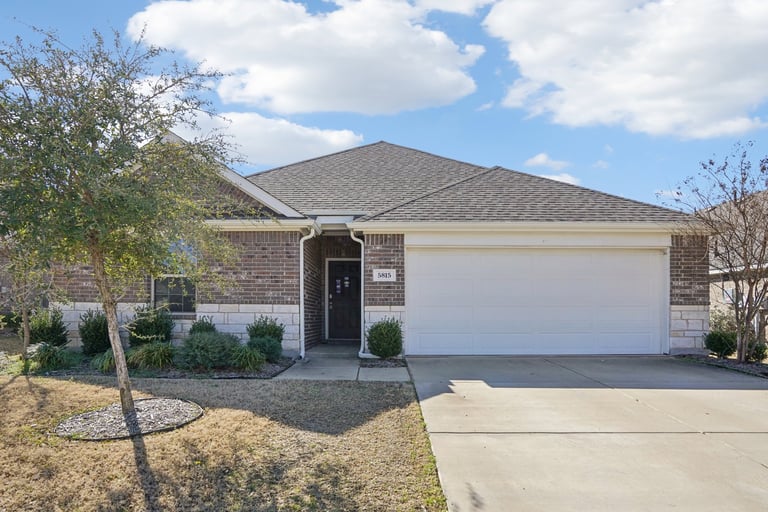 See details about 5815 Melville Ln, Forney, TX 75126