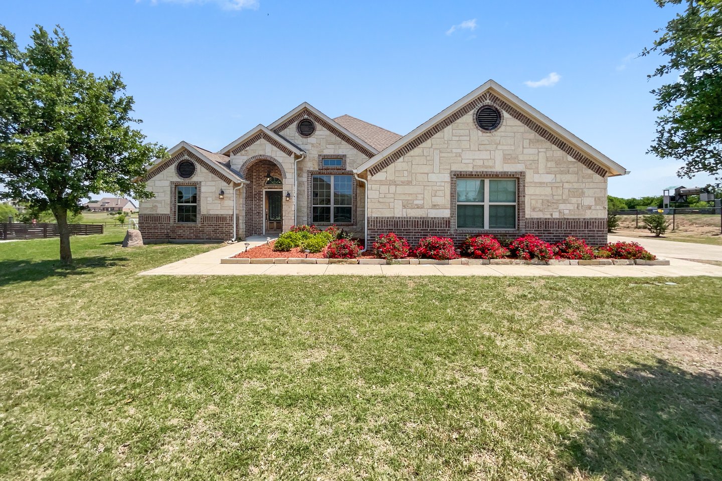 7904 Windridge Dr, Godley, TX 76044 Opendoor Exclusives