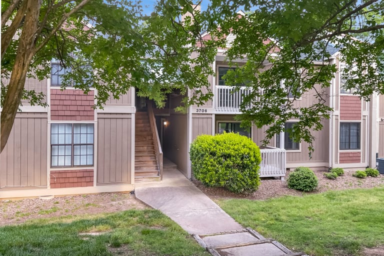 See details about 3706 Chimney Ridge Pl, Apt 8, Durham, NC 27713