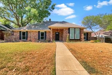 See details about 6209 Scottsboro Ln, Garland, TX 75044