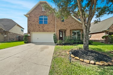See details about 13504 Misty Shadow Ln, Pearland, TX 77584